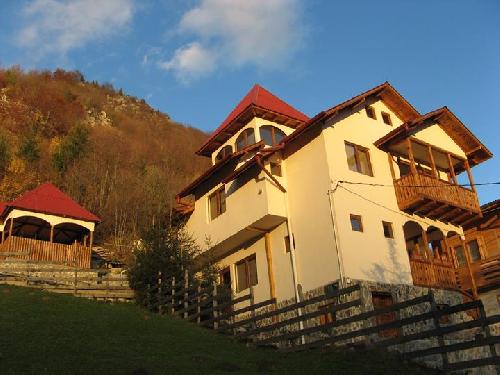 Vila Ana din Podu Dambovitei, Podu Dambovitei, judetul Arges