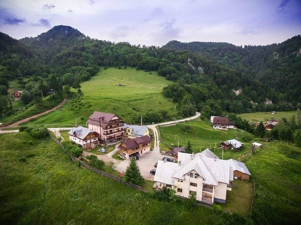 Pensiunea Oltenasul, Dambovicioara, judetul Arges